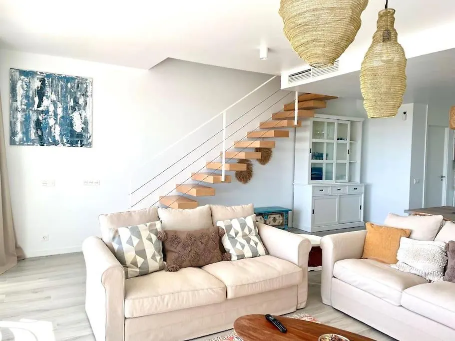 Stunning Three Bedroom Townhouse With Great Views! Estepona Apartment