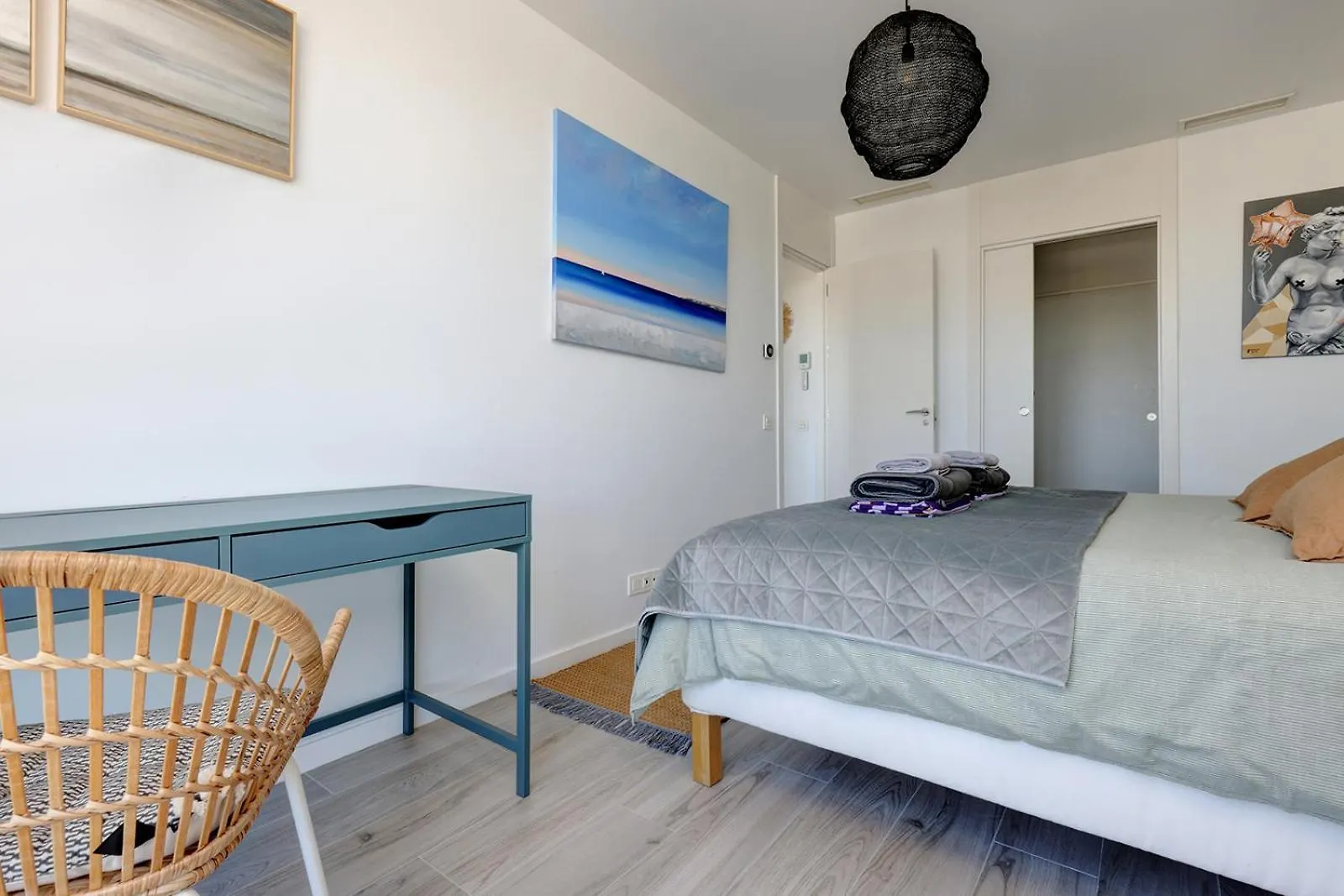 Apartment Stunning Three Bedroom Townhouse With Great Views! Estepona