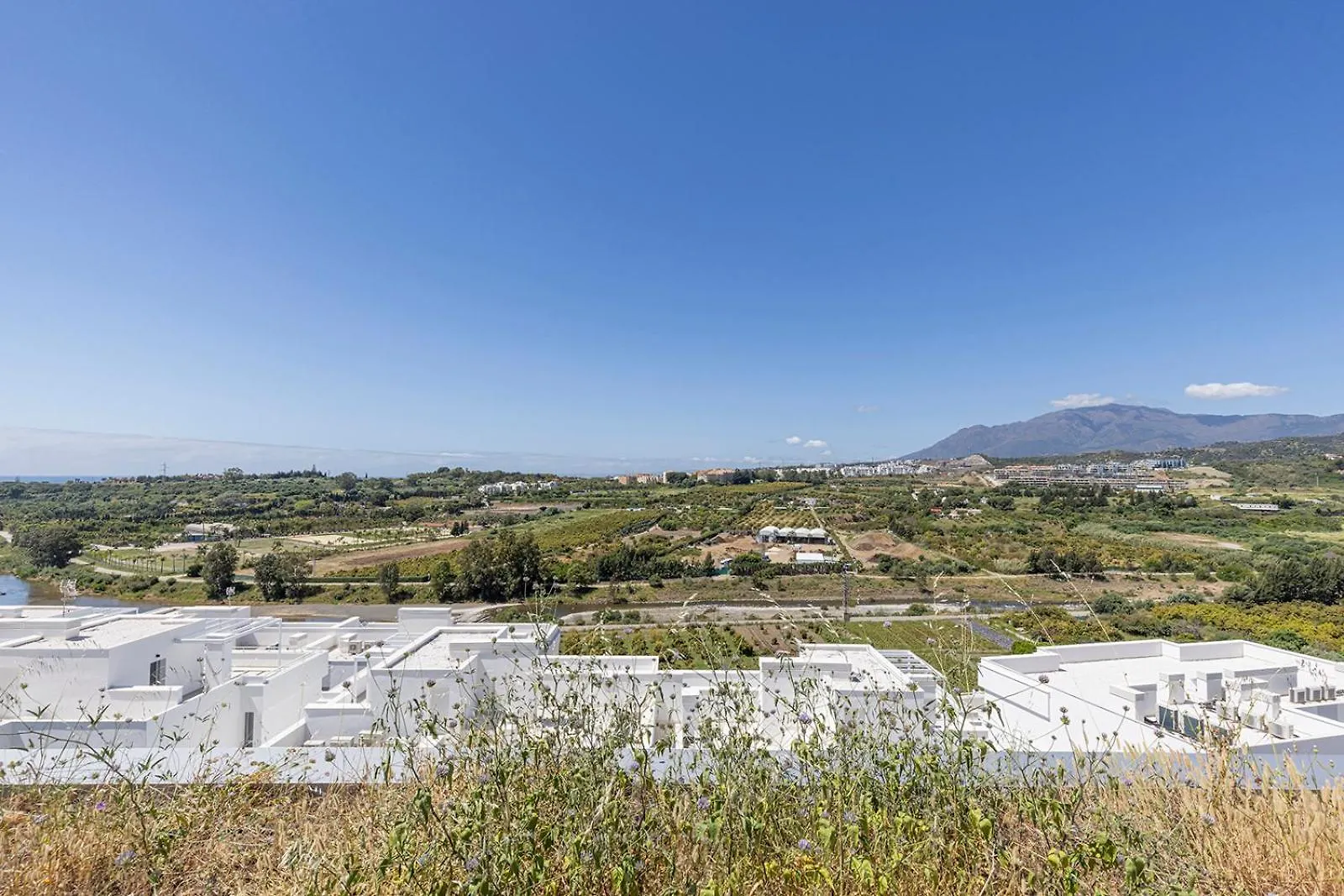 Apartment Stunning Three Bedroom Townhouse With Great Views! Estepona